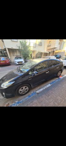 מודעת רכב טויוטה פריוס