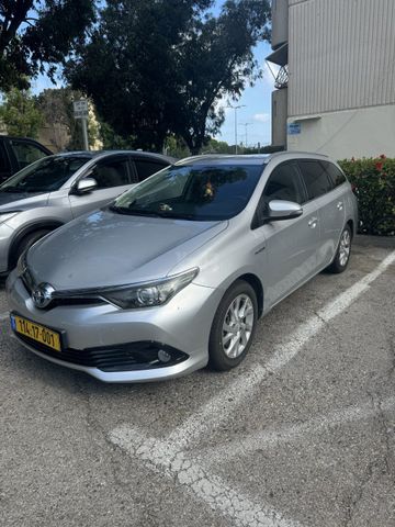 מודעת רכב טויוטה אוריס
