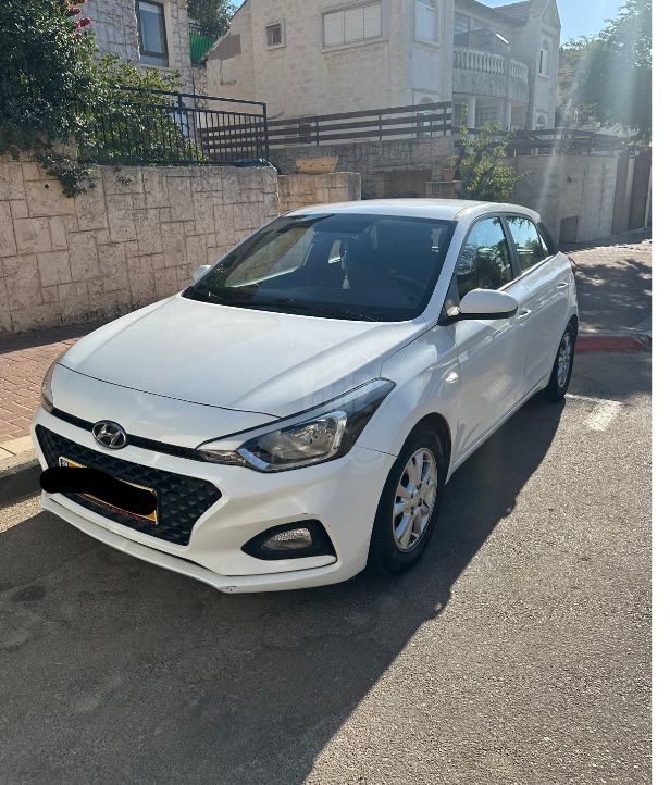מודעת רכב יונדאי i20