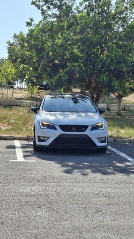 מודעת רכב סיאט לאון