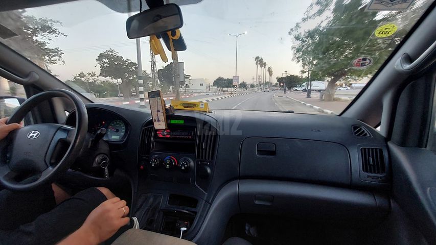 מודעת רכב יונדאי H-1 / i800