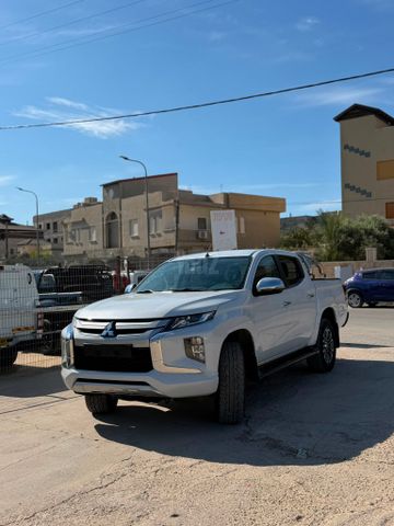 מודעת רכב מיצובישי טרייטון / L200
