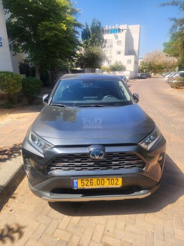 מודעת רכב טויוטה RAV4