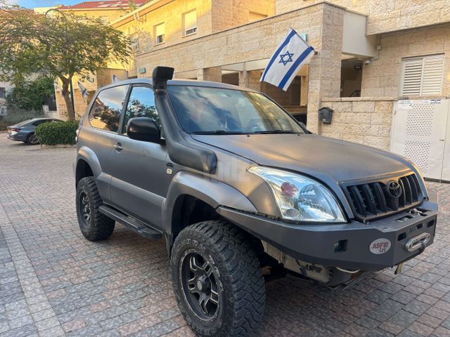 מודעת רכב טויוטה לנד קרוזר