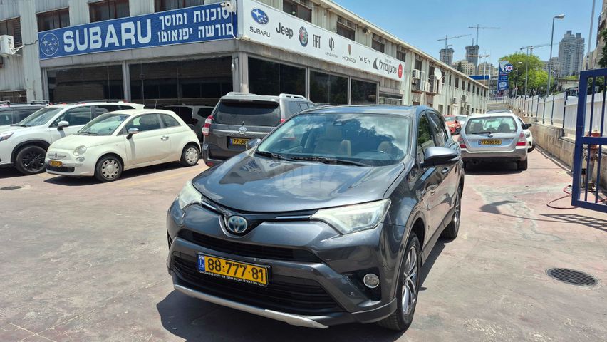 מודעת רכב טויוטה RAV4 1