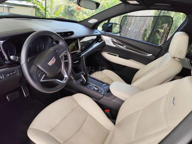 מודעת רכב קאדילק XT6