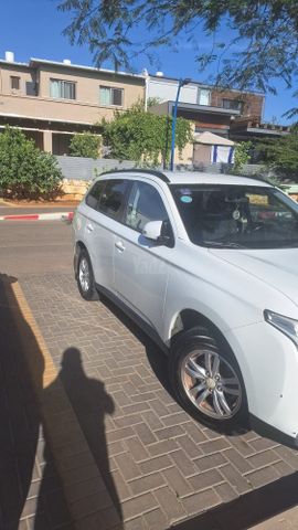 מודעת רכב מיצובישי אאוטלנדר