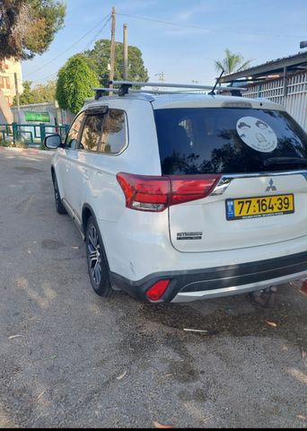 מודעת רכב מיצובישי אאוטלנדר