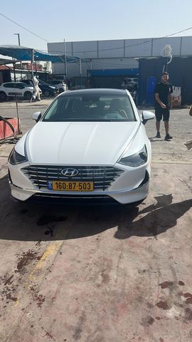 מודעת רכב טויוטה RAV4