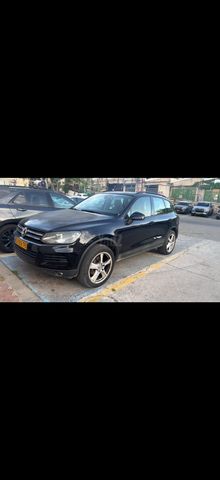 מודעת רכב פולקסווגן טוארג