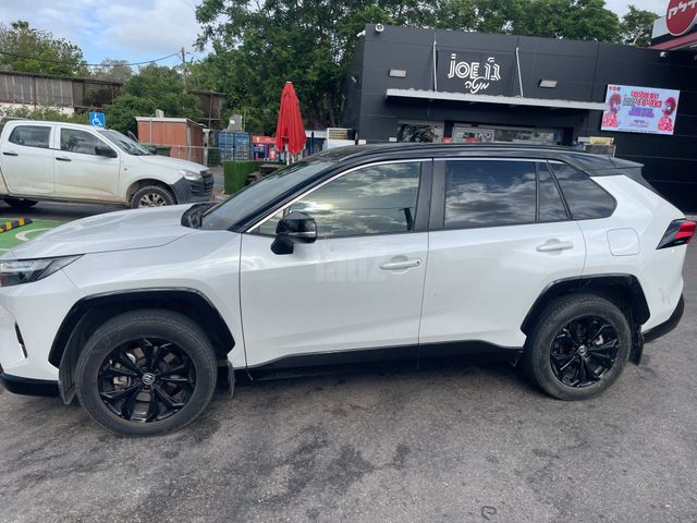מודעת רכב טויוטה RAV4