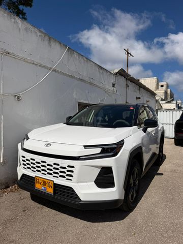 מודעת רכב טויוטה RAV4