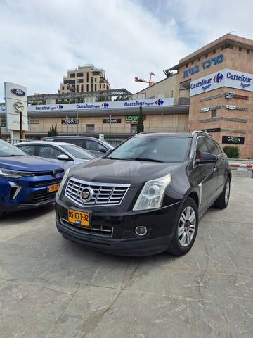 מודעת רכב קאדילק SRX