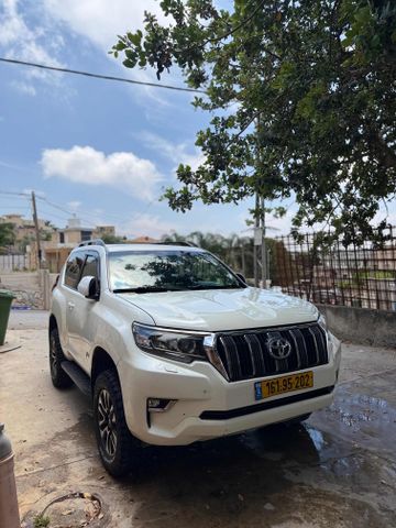 מודעת רכב טויוטה לנד קרוזר