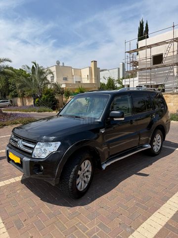 מודעת רכב מיצובישי פג'רו