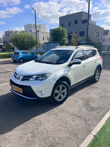 מודעת רכב טויוטה RAV4