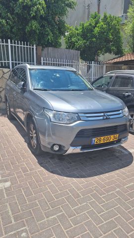 מודעת רכב מיצובישי אאוטלנדר