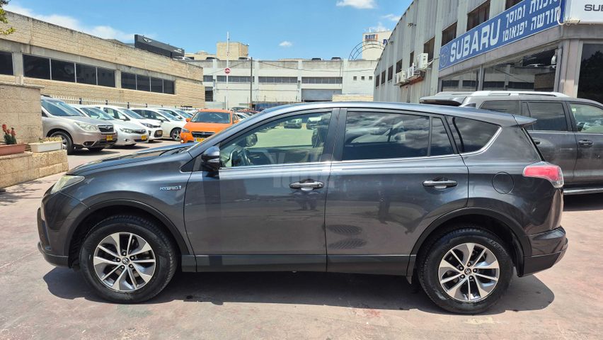 מודעת רכב טויוטה RAV4 3