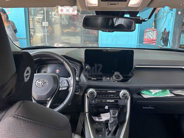 מודעת רכב טויוטה RAV4