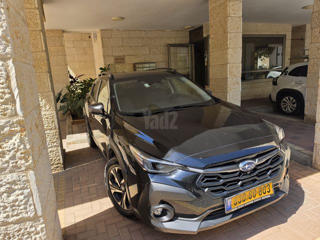 מודעת רכב סובארו קרוסטרק