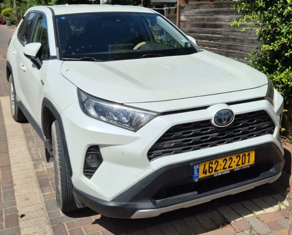 מודעת רכב טויוטה RAV4