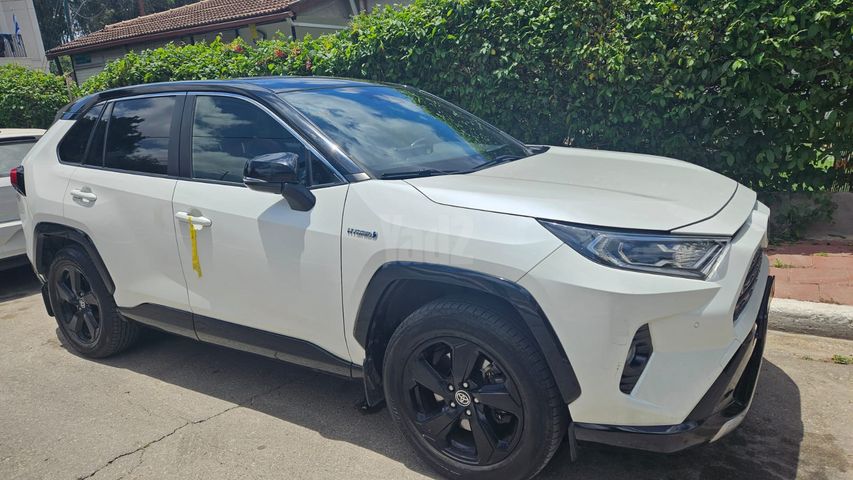 מודעת רכב טויוטה RAV4