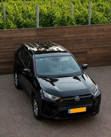 מודעת רכב טויוטה RAV4