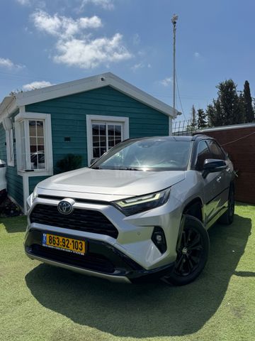 מודעת רכב טויוטה RAV4
