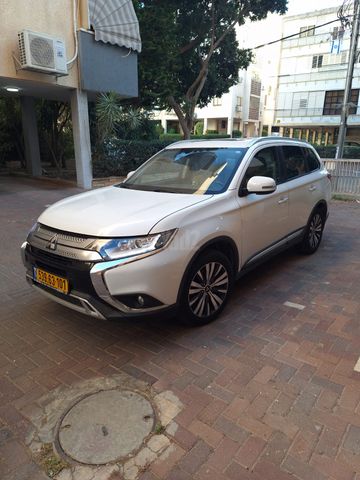 מודעת רכב מיצובישי אאוטלנדר