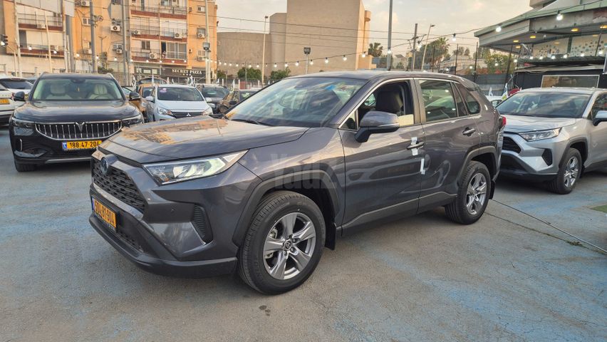 מודעת רכב טויוטה RAV4