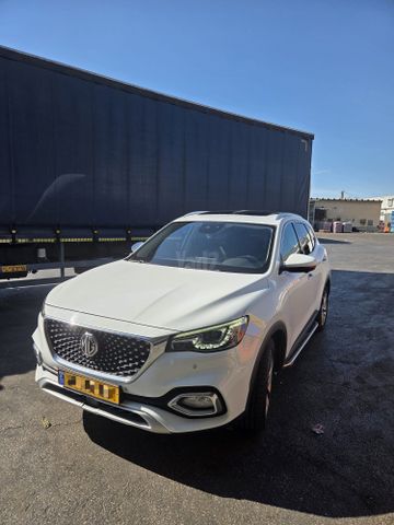 מודעת רכב אם ג'י EHS PHEV