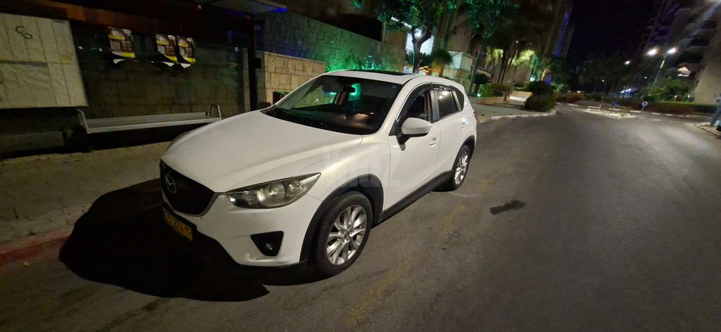מודעת רכב מאזדה CX-5