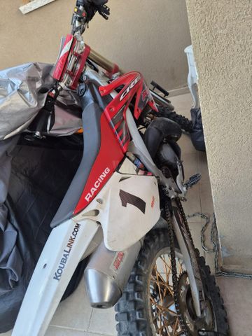 מודעת רכב HM מוטו איטליה CRE 125R