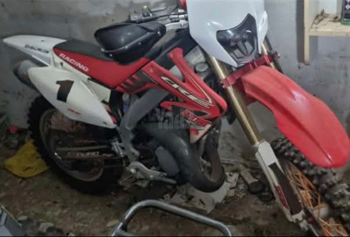מודעת רכב HM מוטו איטליה CRE 125R