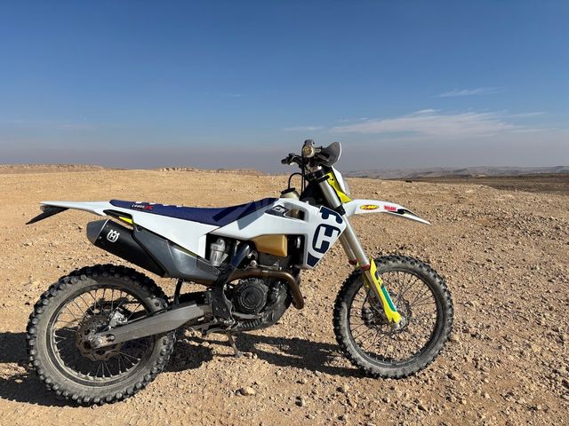 מודעת רכב הוסקוורנה FE350
