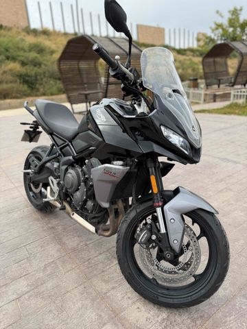 מודעת רכב טריומף Tiger 660