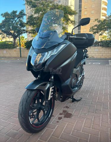 מודעת רכב הונדה אינטגרה 750
