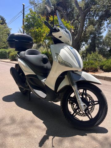 מודעת רכב פיאג'ו בוורלי 350