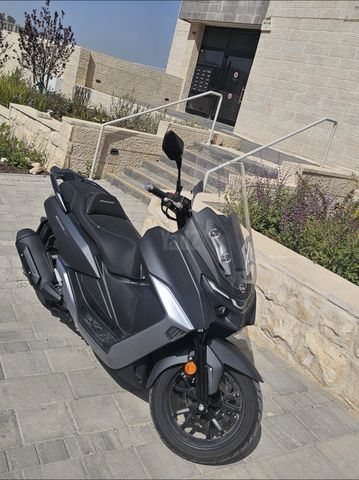 מודעת רכב סאן יאנג מקסים 400i