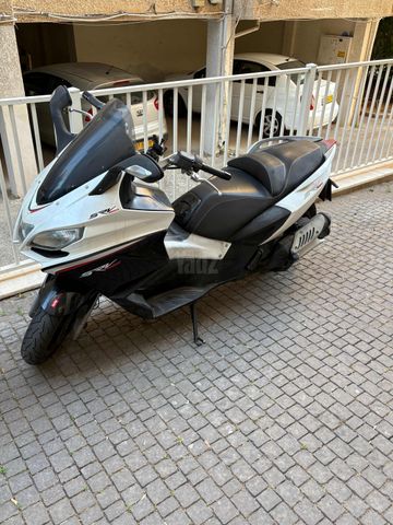מודעת רכב אפריליה SRV 850