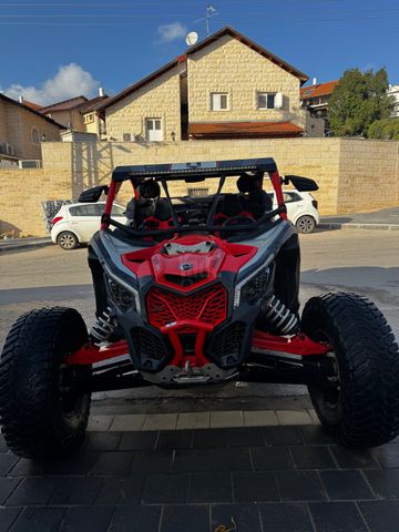 מודעת רכב בומברדיר/קאן אם