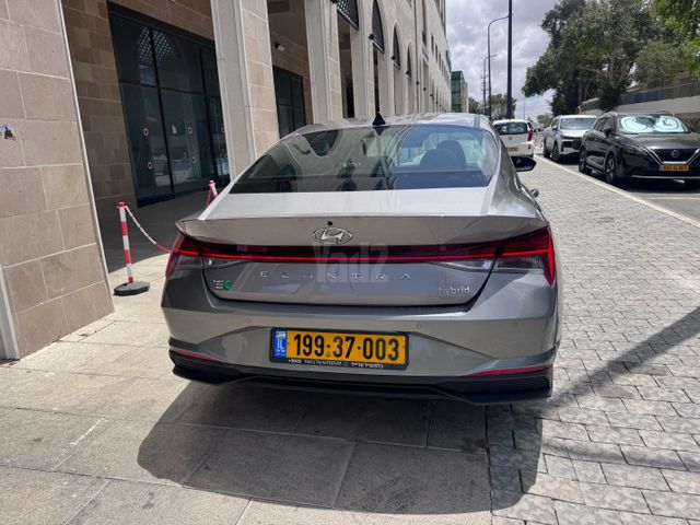מודעת רכב יונדאי אלנטרה 2