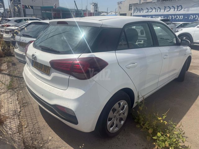 מודעת רכב יונדאי i20