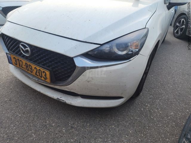 מודעת רכב מאזדה 2