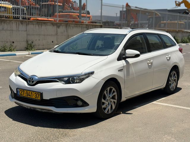 מודעת רכב טויוטה אוריס