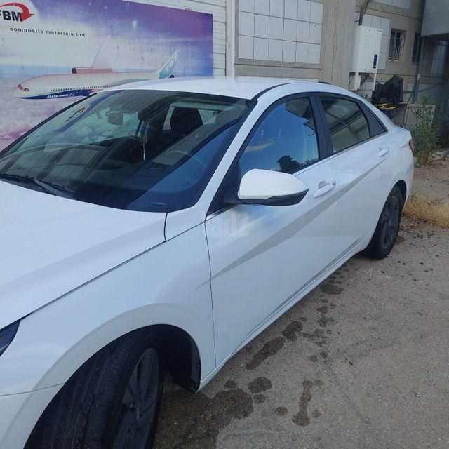 מודעת רכב יונדאי אלנטרה