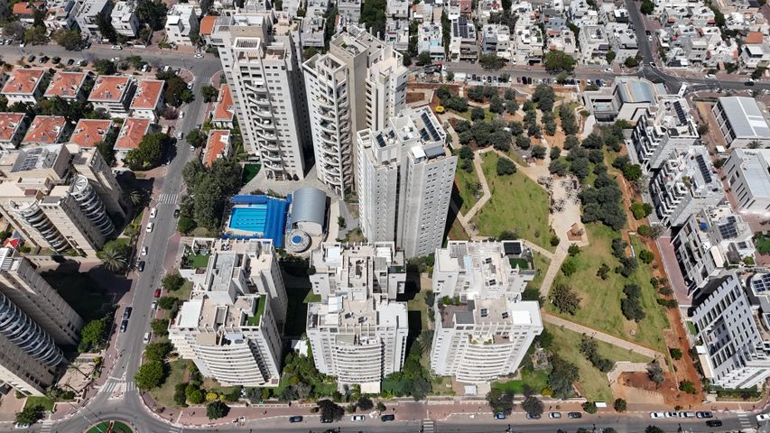 מרדכי גור 13