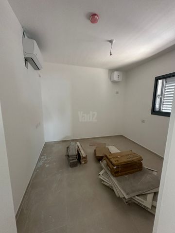 אריאל שרון 56