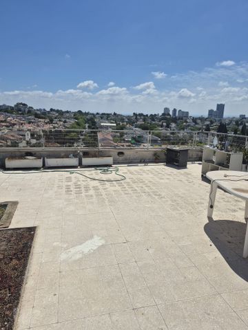 גג/ פנטהאוז למכירה בתל אביב יפו (תיווך) — 3