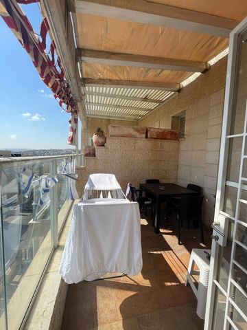 דירה למכירה בירושלים (תיווך) — 3